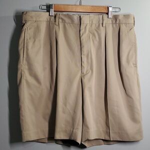 Polo Golf Ralph Lauren shorts men's size 38 tan pleated 8" inseam